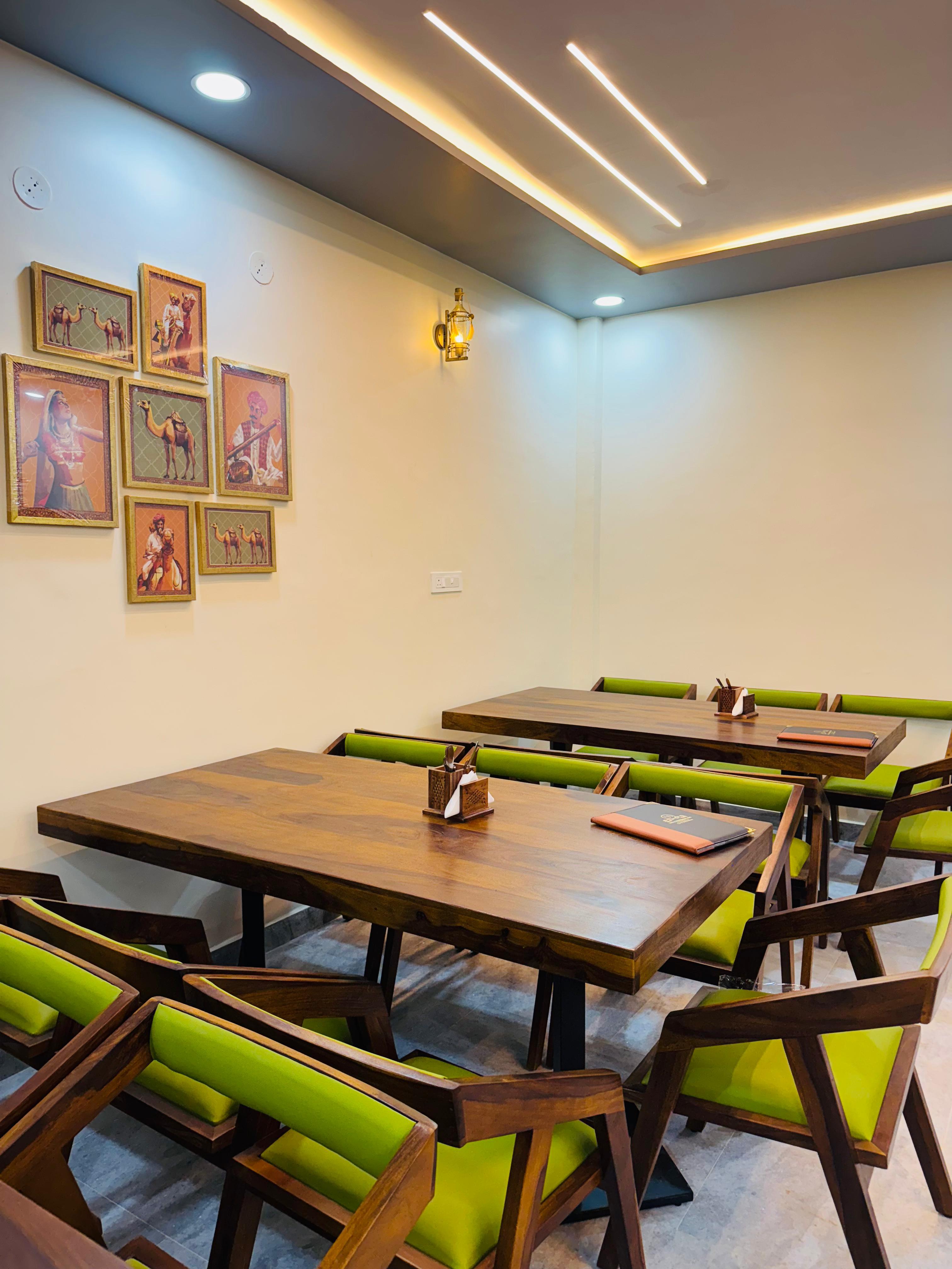 Best hotel near Ramdevra and Phalodi - Hotel S.S. Inn modern lobby and reception